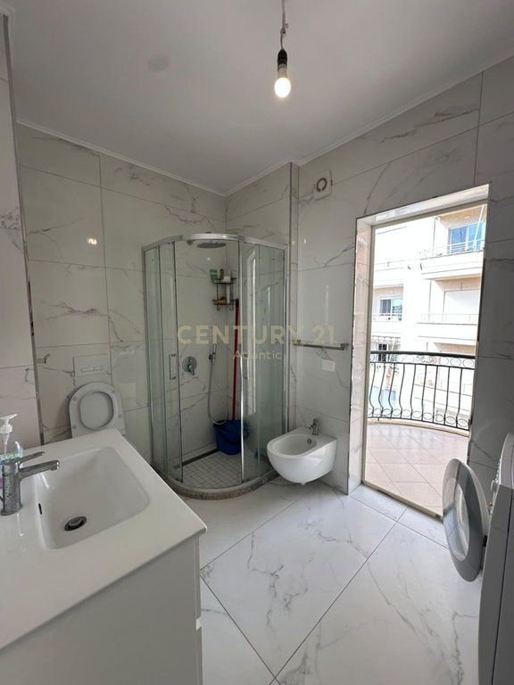 Apartament 1+1 Për Shitje në Shkëmbi i Kavajës