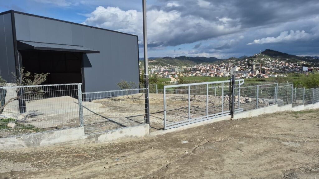 Qera | Magazinë | Prush | 1200 €/muaj