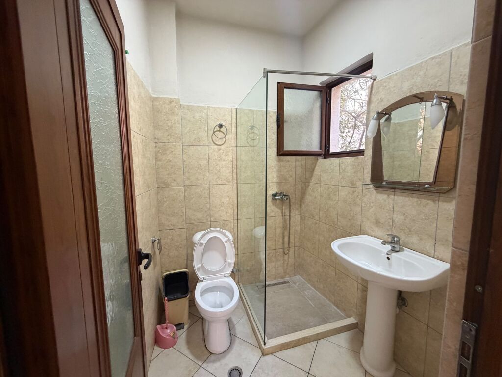 Studio apartment for rent at Rrota Kuqe, Plazh