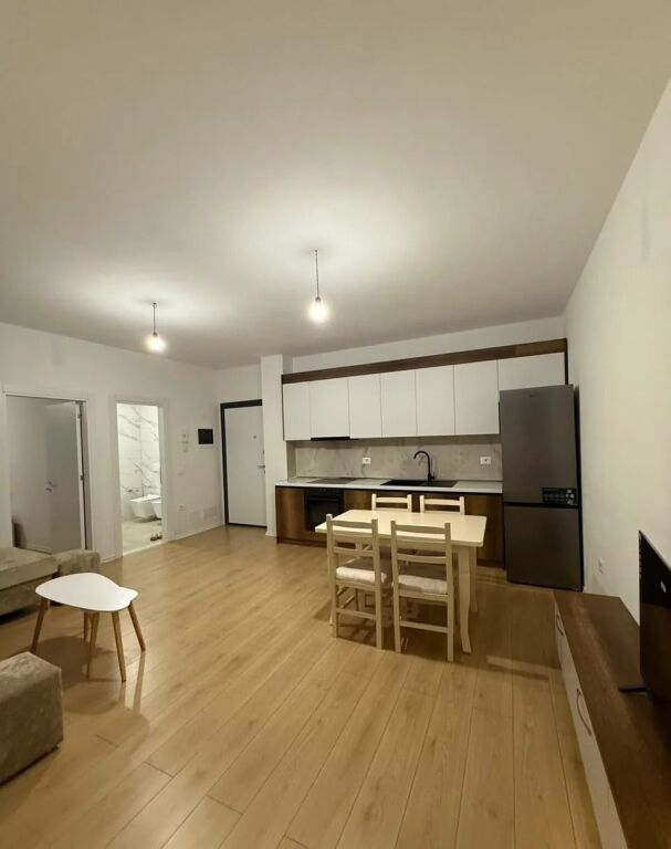 APPARTAMENTO 1+1 60.000 LEKE STAZIONE DEL TRENO