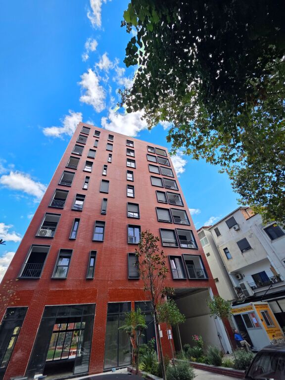 📍5 Maji Pas Concord Center Shitet Apartament 1+1