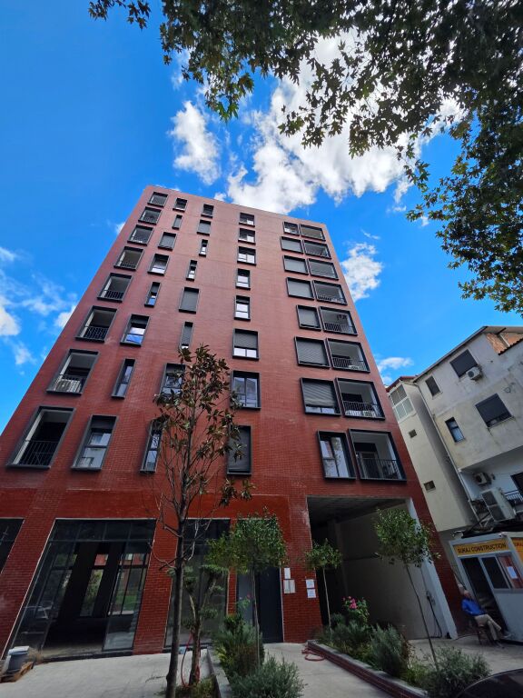 📍5 Maji Pas Concord Center Shitet Apartament 1+1