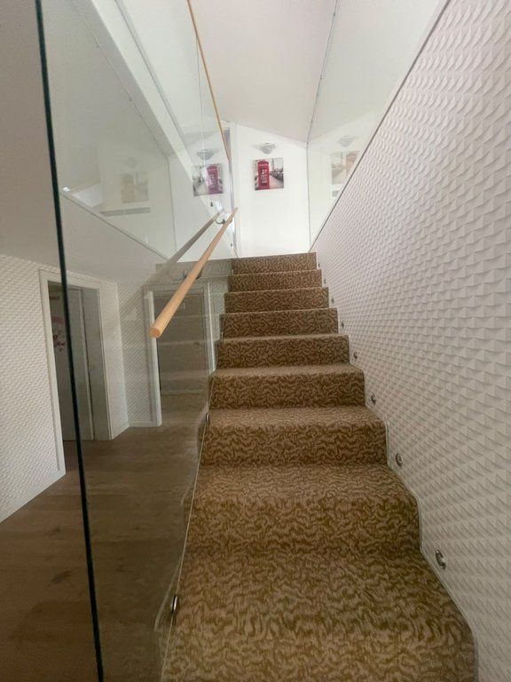 Shitet,Apartament Duplex,Liqeni i Thate, Tirane.
