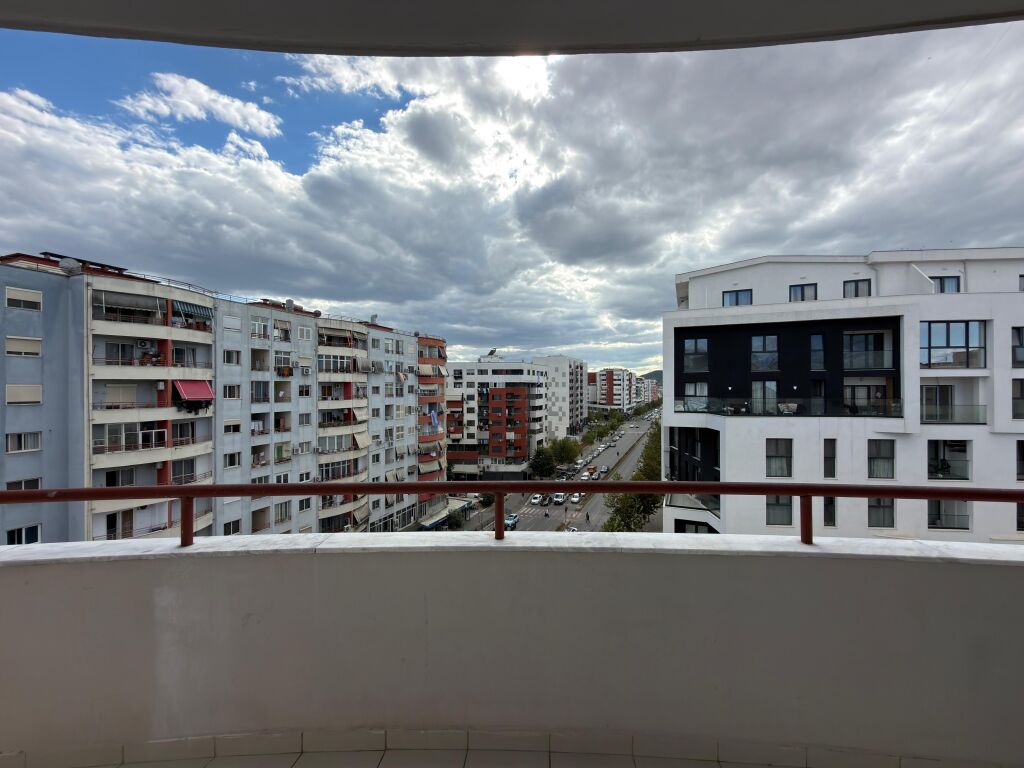 Apartament 1+1+ Ballkon Me Qira Ne Astir