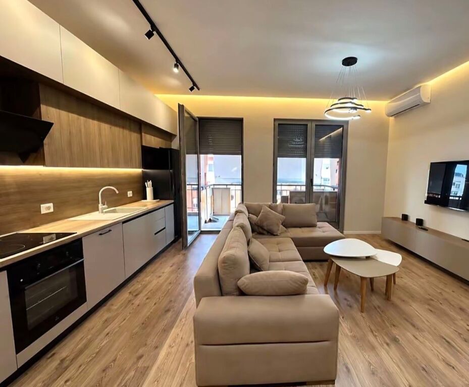 Qera apartament 1+1 kompleksi Delijorgji