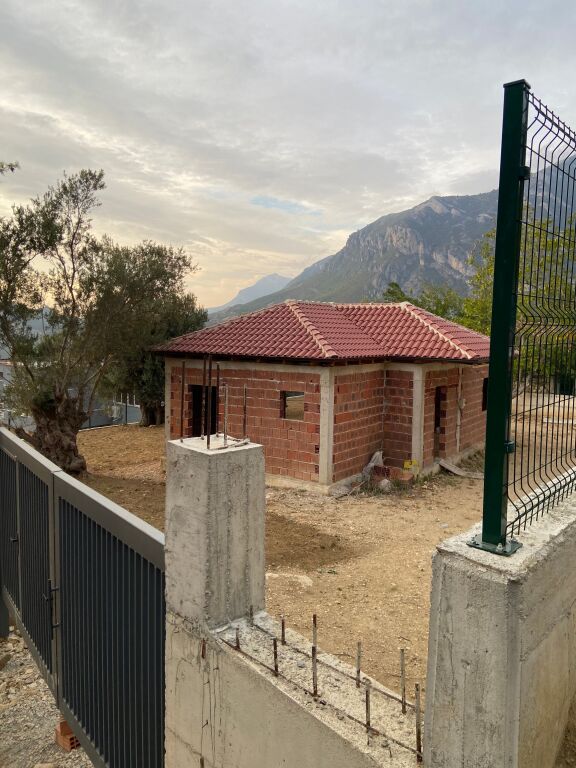 Private house for sale in the village of Tujan