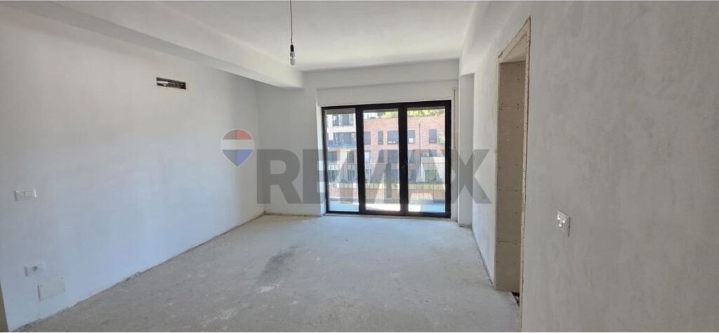 Ofrohet për shitje një apartament unik në Rezidencën Kodra e Diellit 2