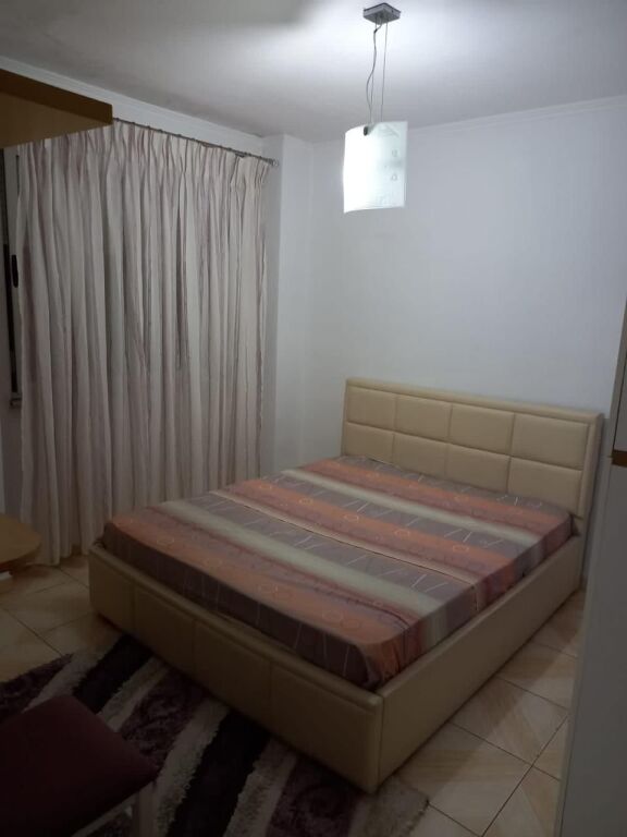 Apartament 1+1 ne shitje, Yzberisht !
