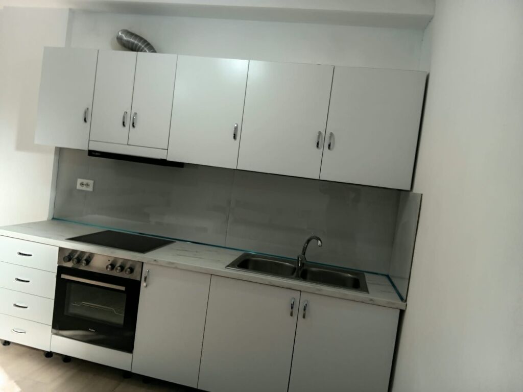 For rent 2+1, Globe, opposite Delijorgji!