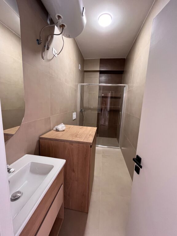 Jepet me qira apartament 2+1+2 – Bulevardi i Ri
