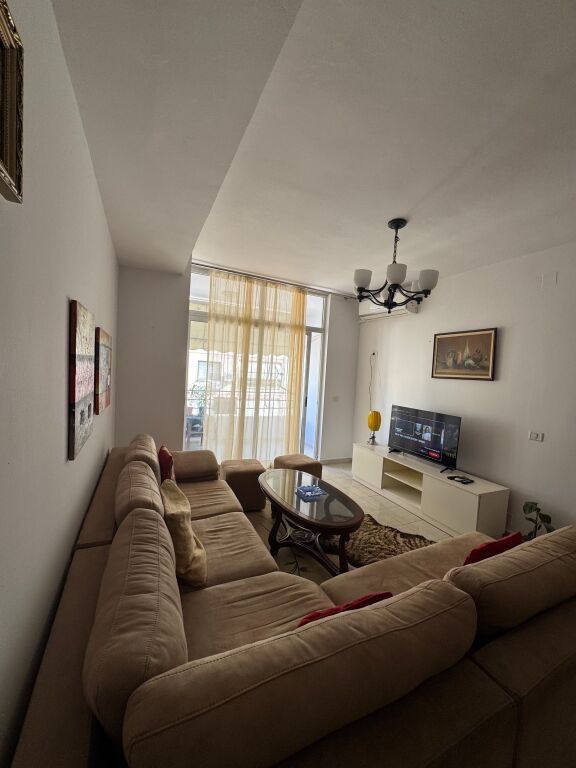 Appartment/ room