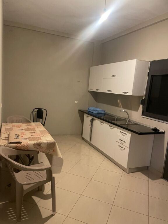Qera | Shtëpi private 2 + 1 | Allias | 400 €/muaj
