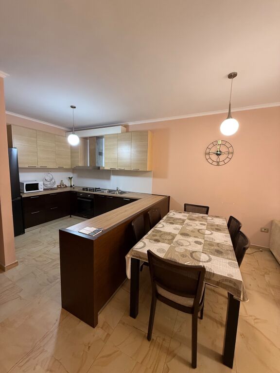For rent 2+1+2+parking Dry Lake Peti Street 800€