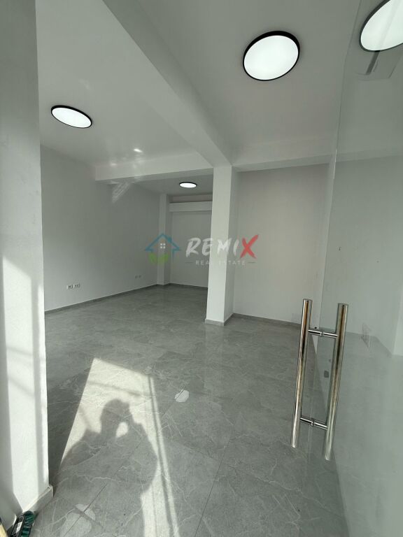 FOR RENT BUSINESS PREMISES, TOD TRUNGU, DURRËS