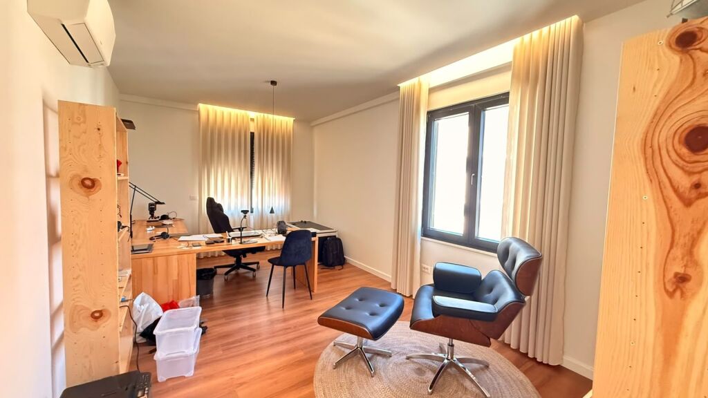 PENTHOUSE PËR SHITJE – KODRA E DIELLIT