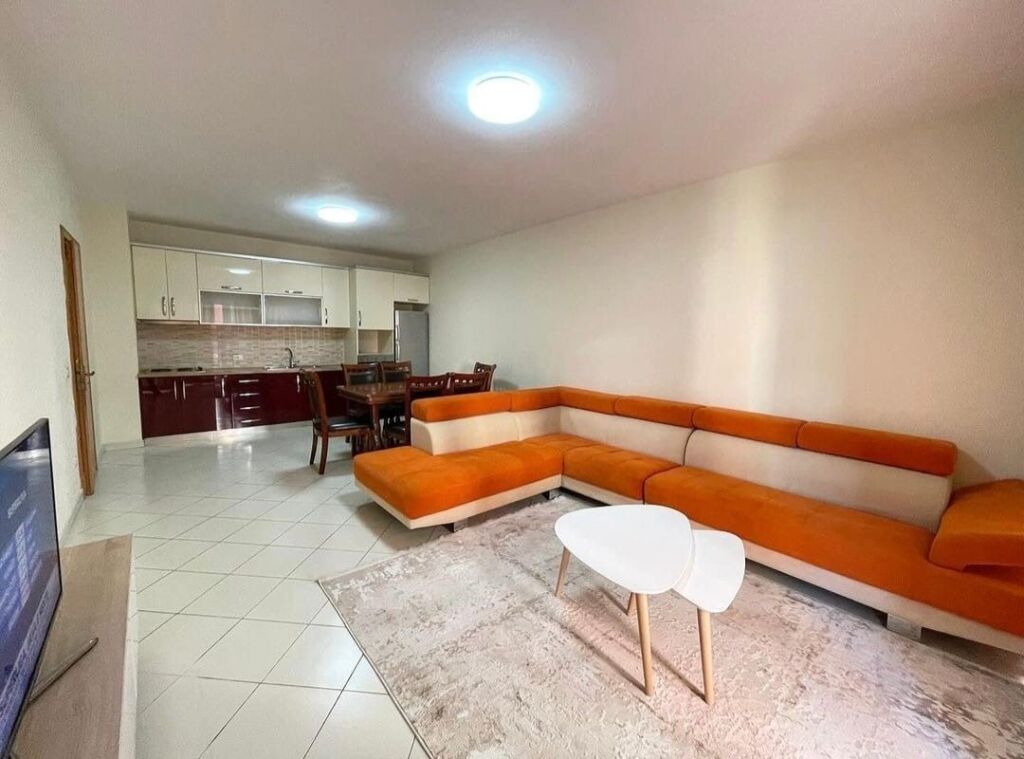 Appartamento 2+1+2 in affitto al Rondo di Astiri