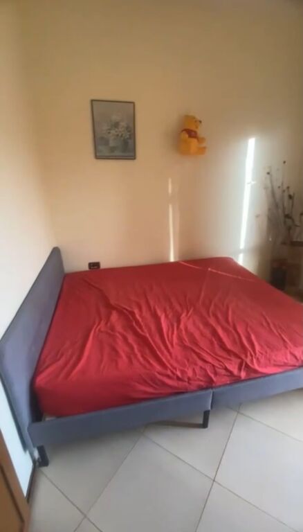 Affittasi casa 2+1, Via Jordan Misja vicino alla Moschea 500 euro