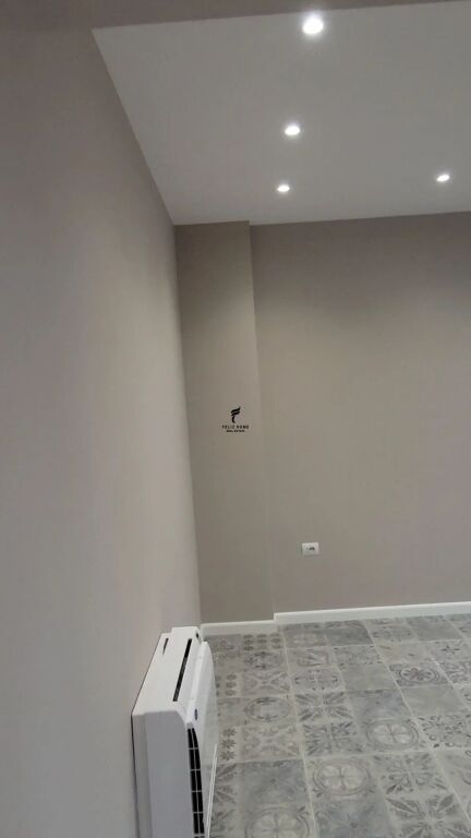 OFFICE FOR RENT 65 M2 DINAMO STADIUM 80,000 LEKE FH-94755