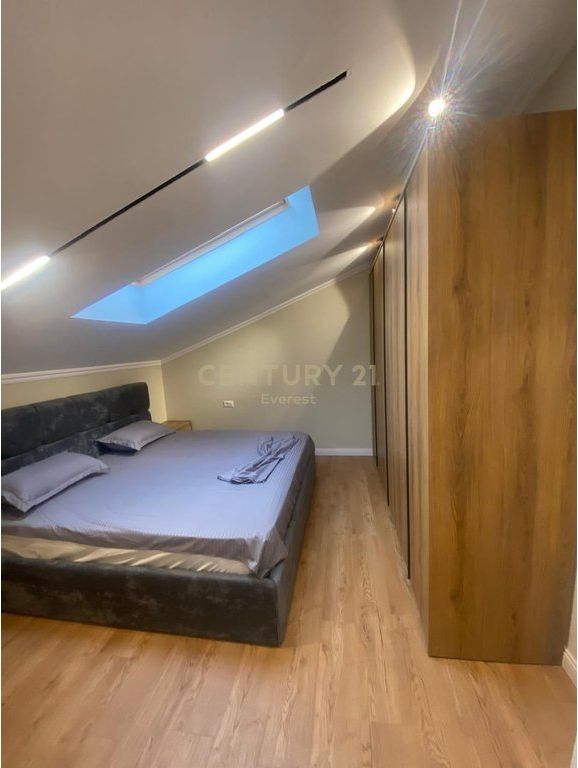 KODRA E PRIFTIT, JAPIM APARTAMENT 3+1+2+PARKIM PER QIRA