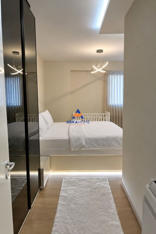 SHITET APARTAMENT 2+1 "RRETHI I KOMUNES SE PARISIT" 33.000.000 LEKE