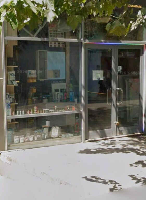 Locale in affitto vicino al Comune di Parisi