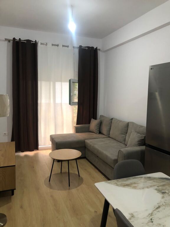 Rent | Apartament 1 + 1 | Ali Demi – Rezidenca Kadiu| 450 €/month