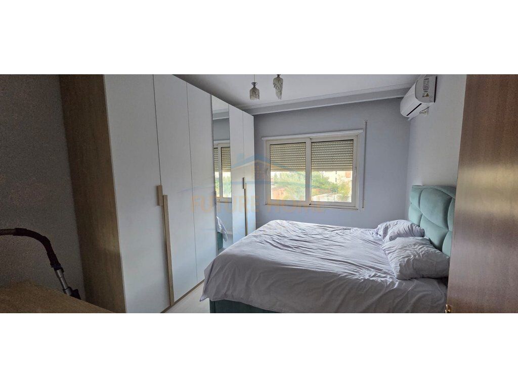 Shitet,Apartament 1+1,Rruga e Ullishtes,Liqeni i Thate,Tirane.