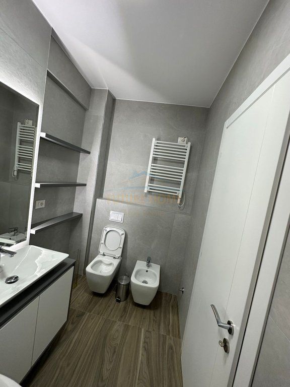 Qera, Apartament 2+1+Post Parkimi, Liqeni i Thate, Tiranë.