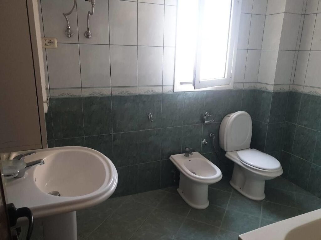 Qera | Apartament 1 + 1 | Rruga Jordan Misja | 450 €/muaj