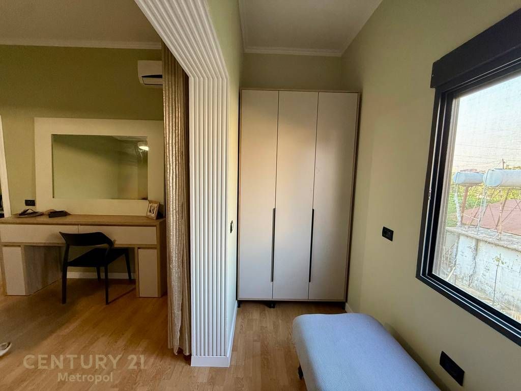 AFFITTASI APPARTAMENTO 3+1 (PIANO VILLA), KTHESA E KAMZËS!