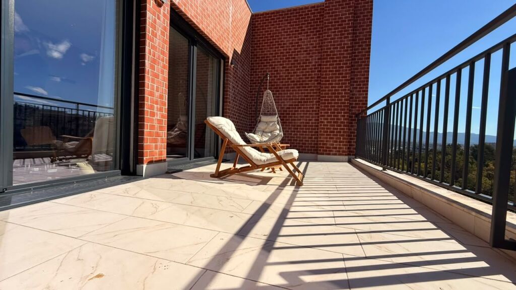 PENTHOUSE PËR SHITJE – KODRA E DIELLIT