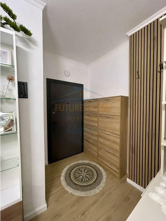 Shitet, Apartament 1+1 (I Konvertuar ne 2+1), Kinostudio, Tiranë
