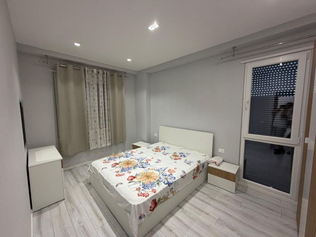Super apartament me qera 2+1 Paskuqan