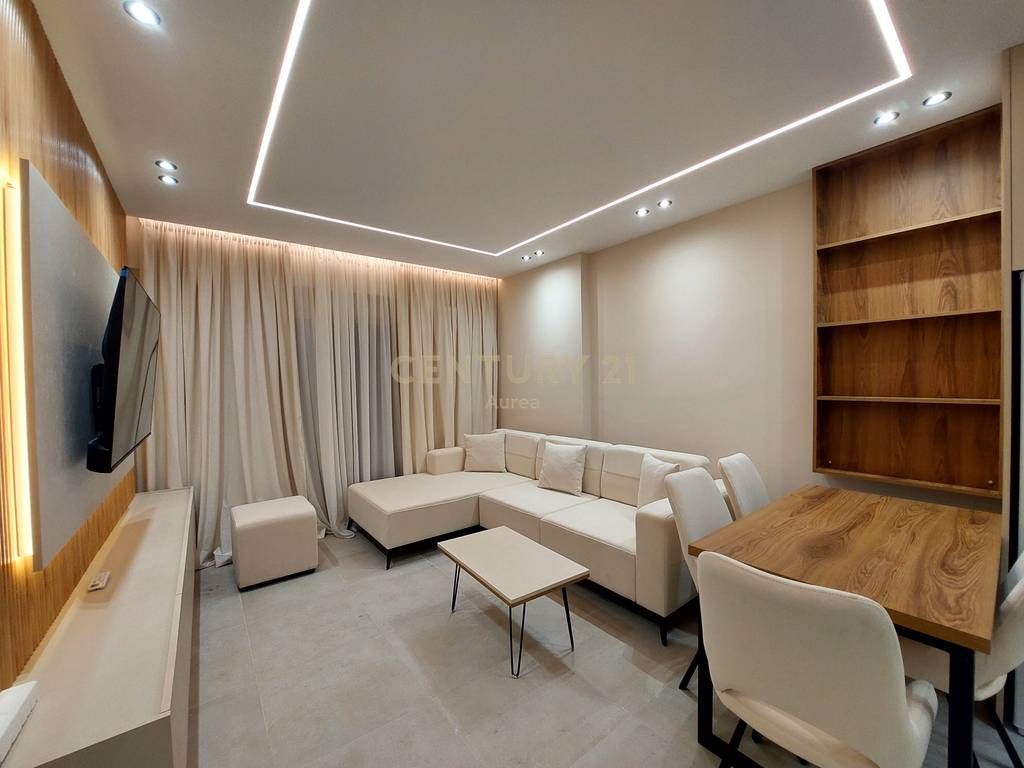 APARTMENT 2+1 FOR RENT, LUNGOMARE VLORË