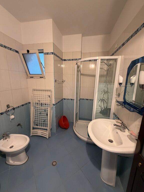 Jepet me qera Apartment 1+1 ne Plazh