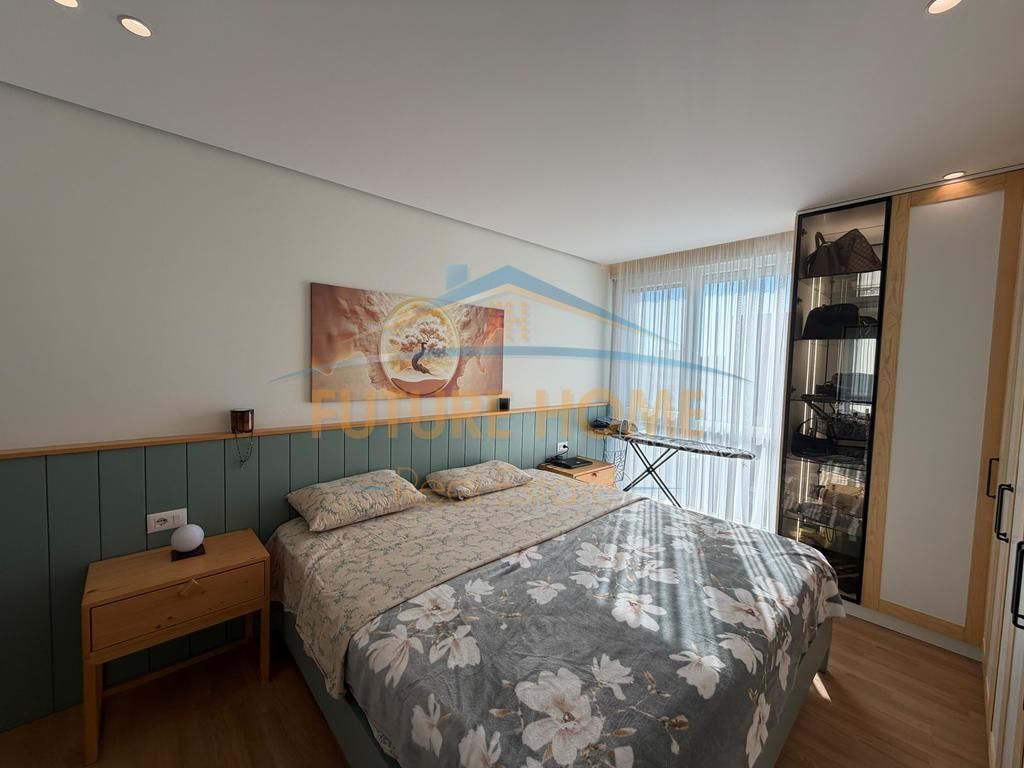 Shitet, Apartament 2+1+ Post Parkimi, Fiori di Bosko, Tiranë