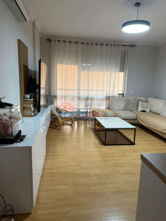 Appartamento 2+1 in Affitto a 21 Dhjetori Tirane
