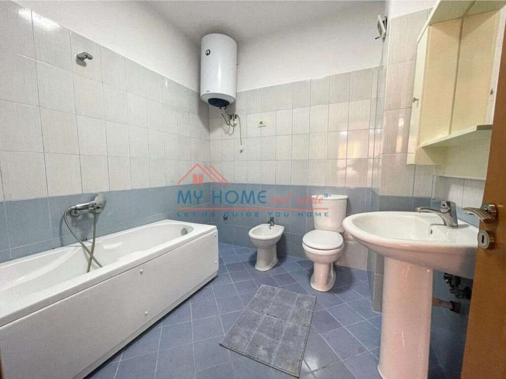 Appartamento 2+1 in affitto ad Astir, Tirana