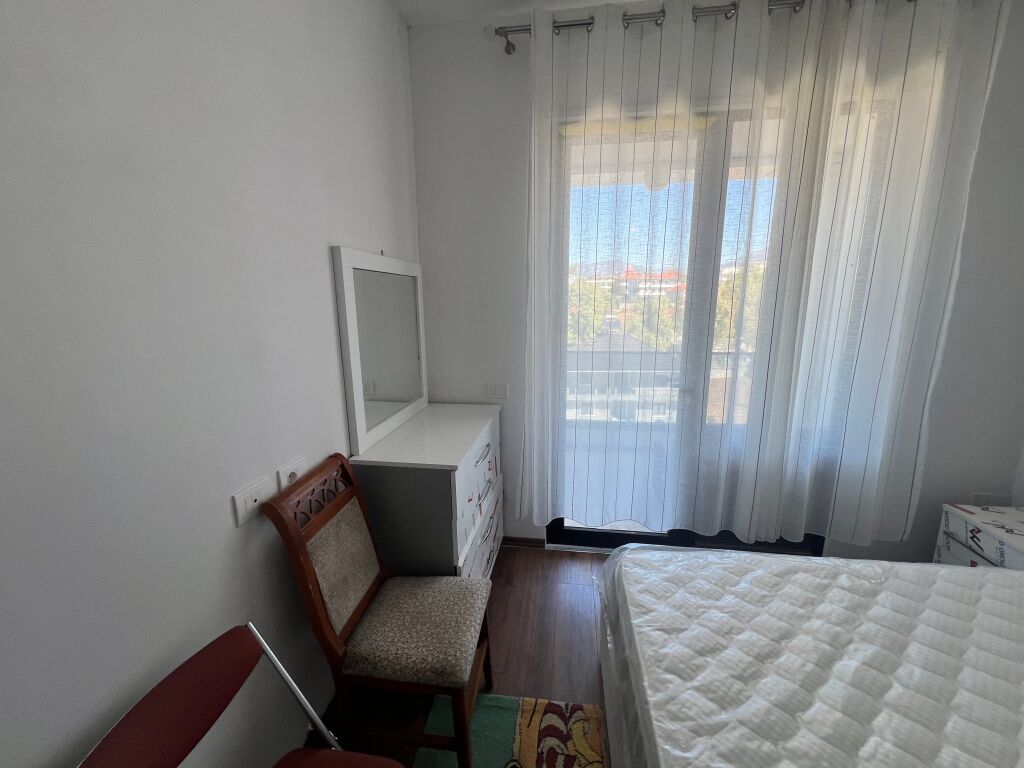 Apartament 1+1+ballkon me qera 40.000All
