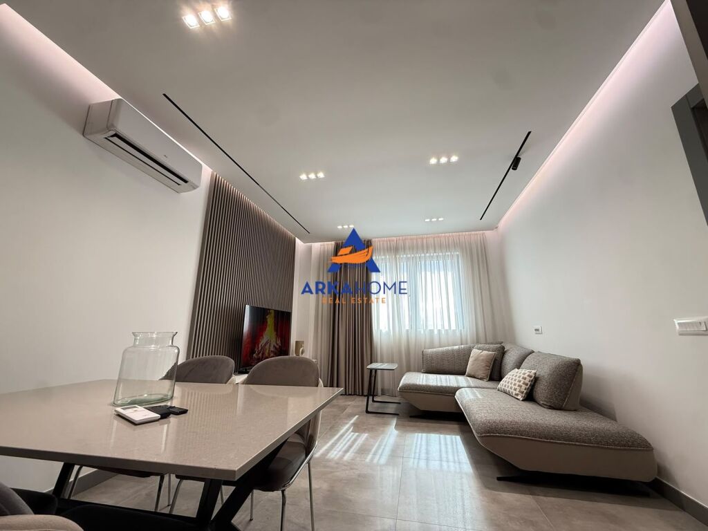JEPET ME QERA APARTAMENT 1+1+BALLKON "ASTIR" 700 EURO
