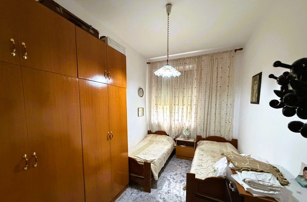 Appartamento 2+1+post In Affitto a Laprakë