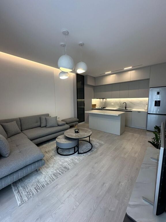 Rent Apartment 2+1 Concord Center On 5 MAY Street