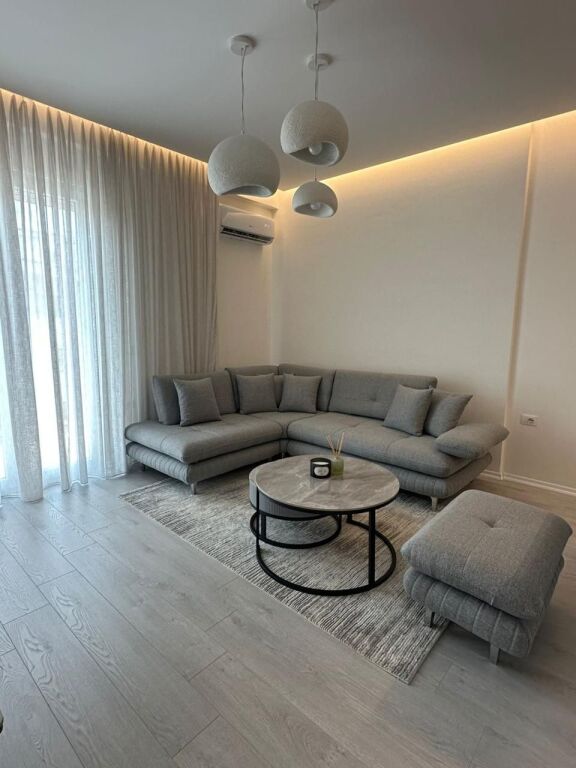 Rent Apartment 2+1 Concord Center On 5 MAY Street