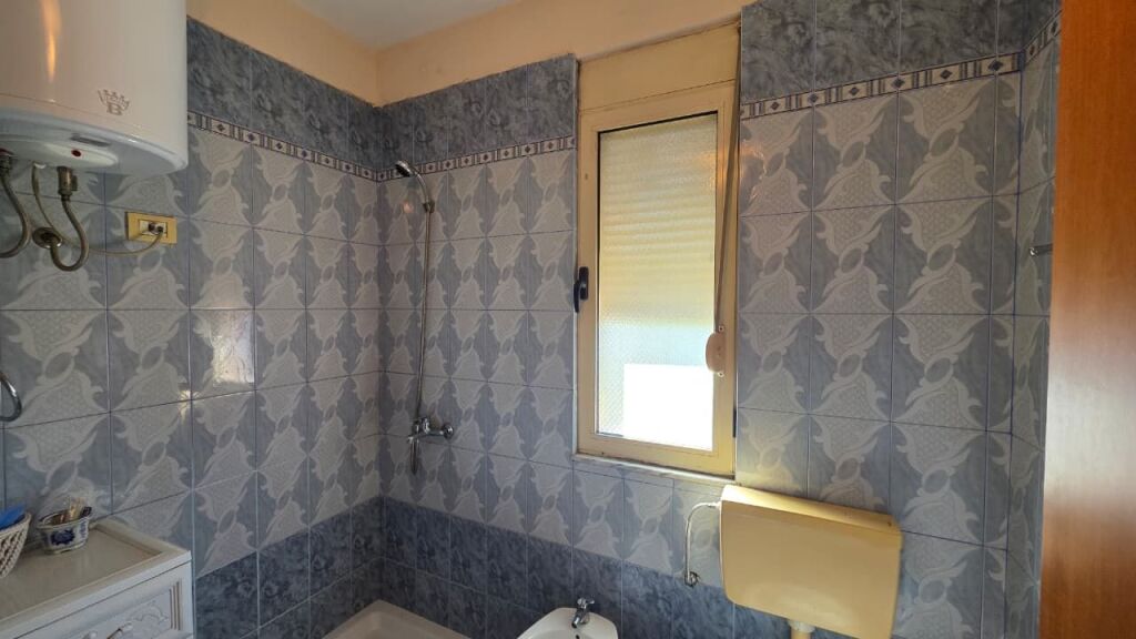 APARTAMENT 2+1+2 PËR SHITJE – VLORË