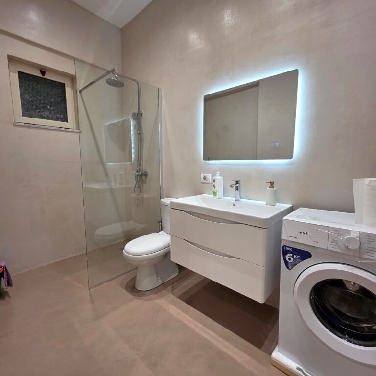 Shitet apartament 1+1 Plazh, Durres.