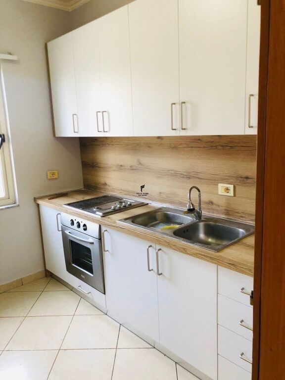 APARTMENT FOR RENT 2+1+2 PAZARI I RI 80,000 LEKE FH-94779