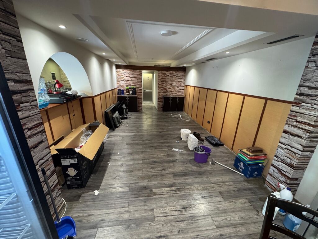 Center Mine Peza St. Shop for rent by the road ID 5649