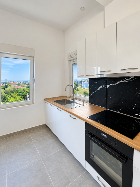 APARTMENT 2+1+ PARKING SPACE FOR RENT – FARKË, TIRANA