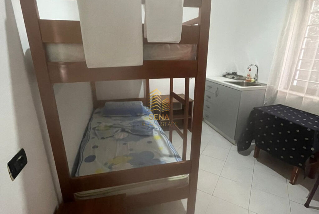 Qira, Garsoniere, Rruga Elbasan, Prane Sanatoriumi, 25.000 Leke/muaj
