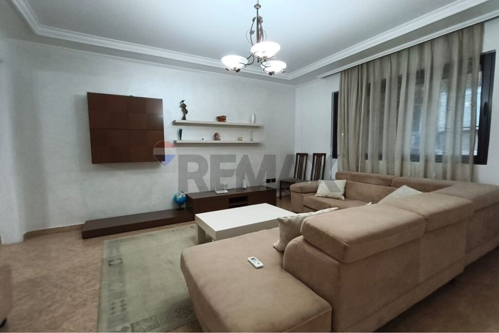 Apartament - Për Qira - Myslym Shyri, Tiranë(ID: 530411003-1004)